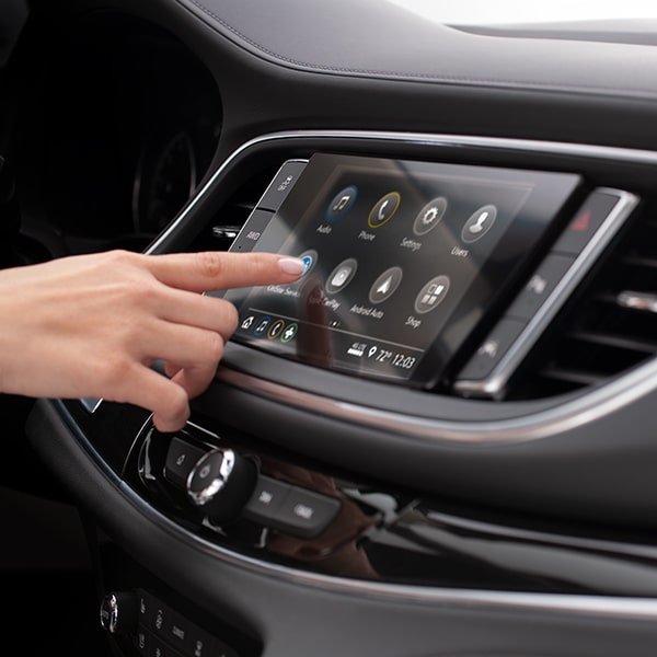 2024 Buick Enclave infotainment features.