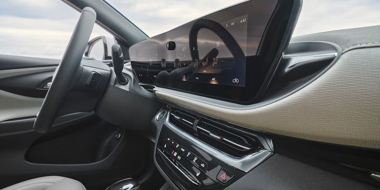 Infotainment centre and steering wheel side view of the 2024 Buick Envista Avenir.