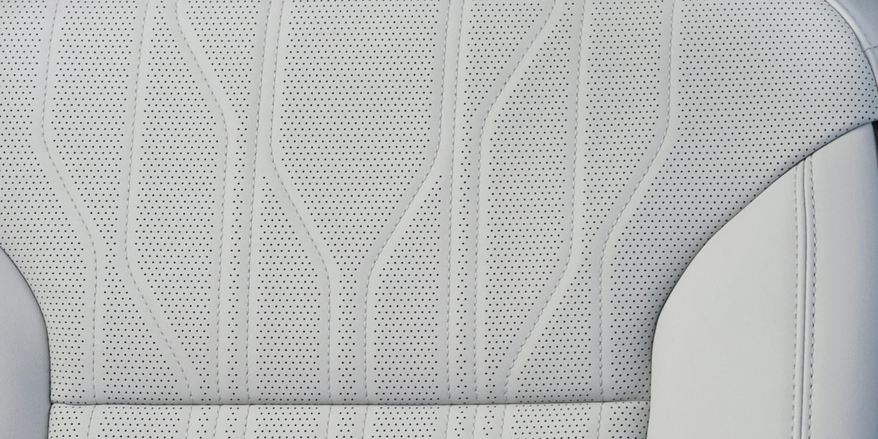 2025 Buick Enclave Avenir featuring ventilated seats.