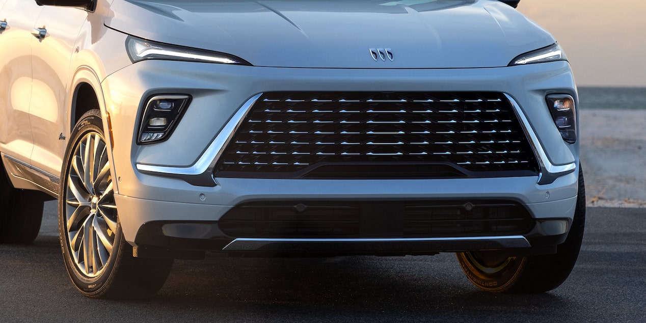 Front view of the 2025 Buick Enclave Avenir featuring the grille.