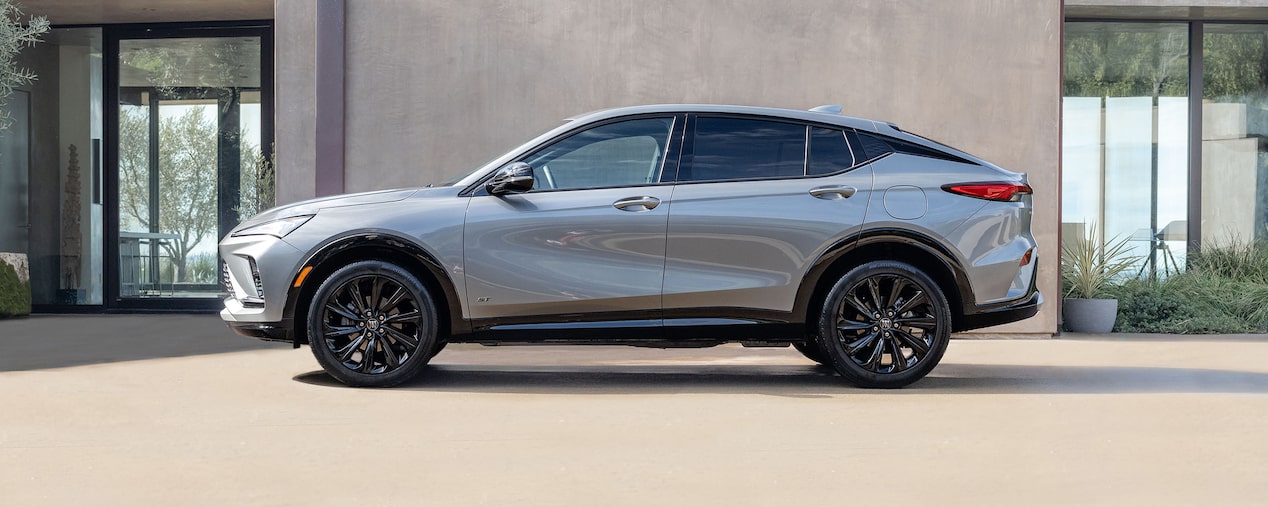 Left profile view of the 2025 Buick Envista.